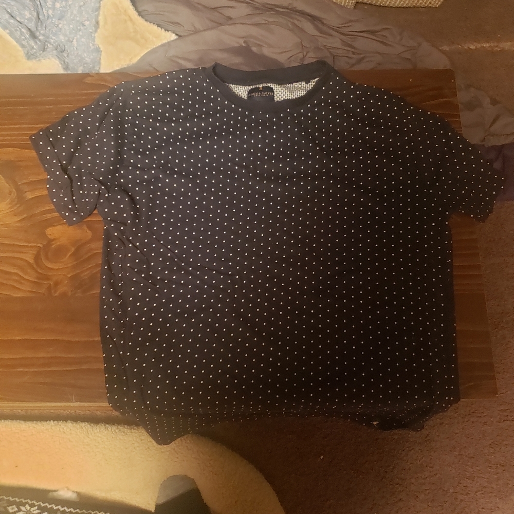 Navy blue and white polkadot short sleeved shirt